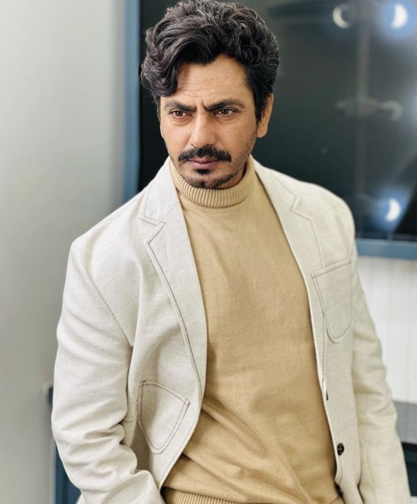 nawazuddin siddiqui height in feet