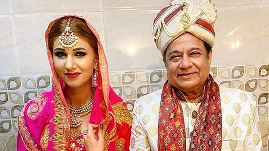 anup jalota wife
