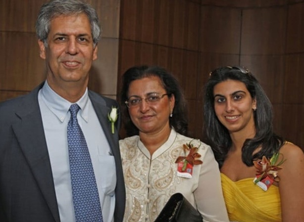 noel tata wife