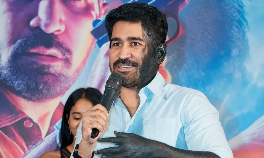 vijay antony wife