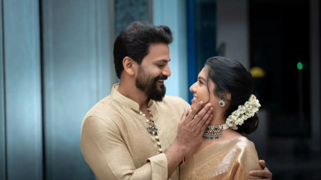 daali dhananjay wife