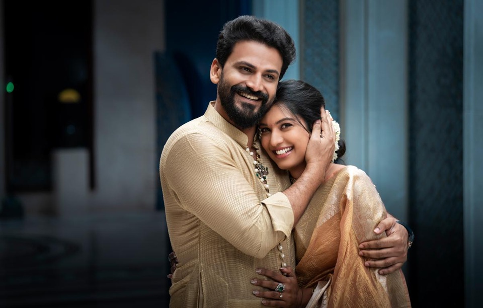 daali dhananjay wife