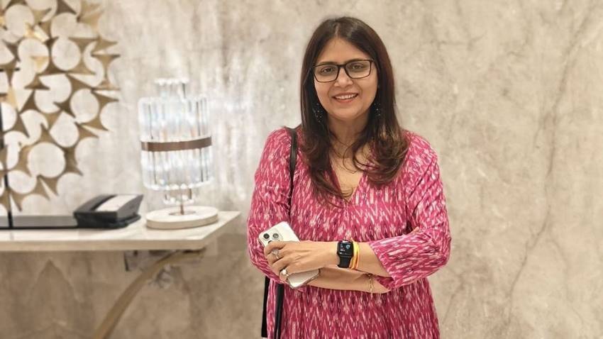 vikas divyakirti wife