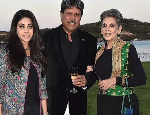 kapil dev wife