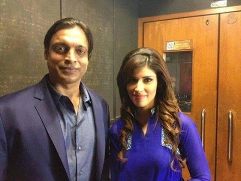 shoaib akhtar wife