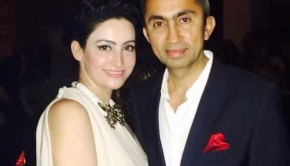sanjay passi wife
