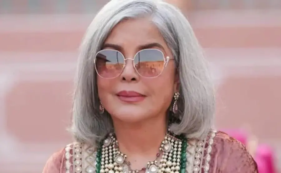 zeenat aman age